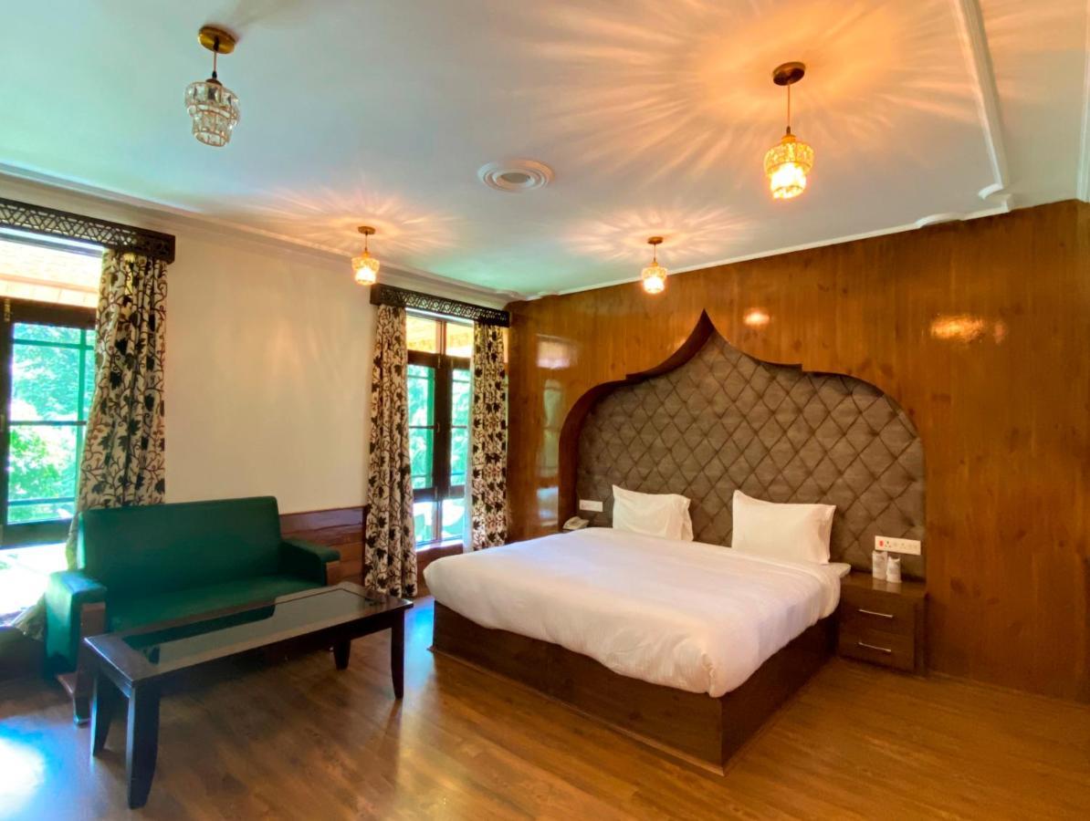 Six Seasons Pahalgam Пахалгам Экстерьер фото